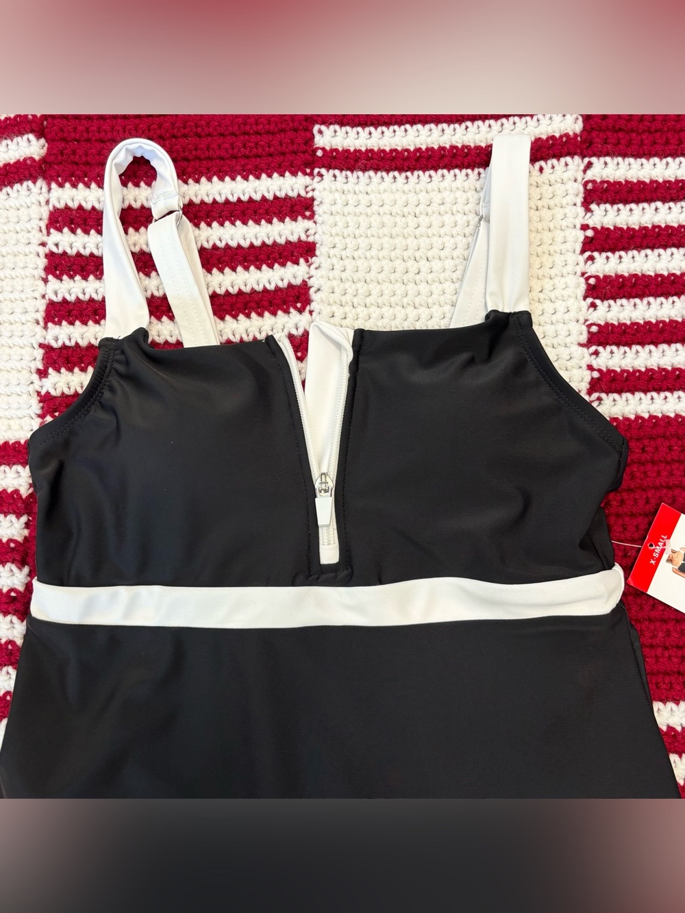 NWT Lands' End Women Zipper Front Swim Dress, Sz XS, Black with White Trim - Picture 9 of 16